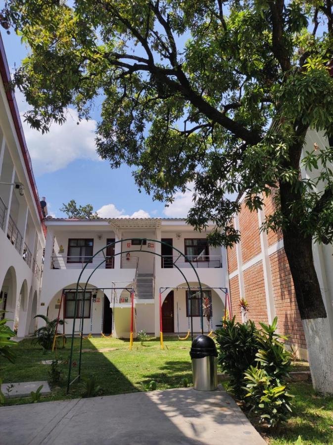 Hotel El Bosque Jaen Luaran gambar